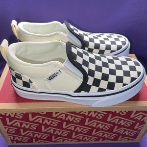 VANS - Asher - Black and White Checkered - Youth size 11 - NEW